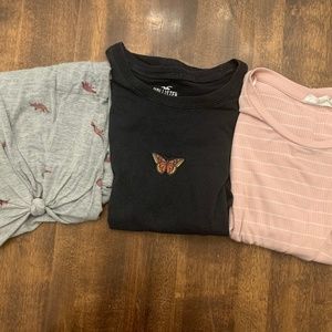 Juniors Lot 3 Tee Shirts Sz Small HOLLISTER/HIPPY ROSE/SELFIE